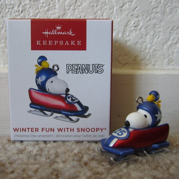 Hallmark Other - Peanuts Winter Fun with Snoopy 2022 Hallmark miniature ornament